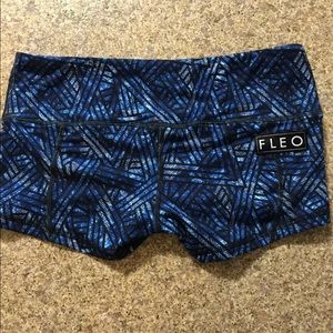 Fleo Shorts
